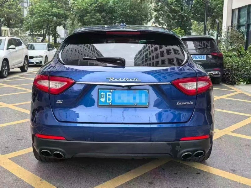 深圳19年玛莎拉蒂Levante9