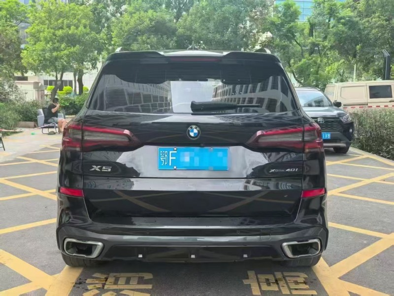 深圳21年宝马X59