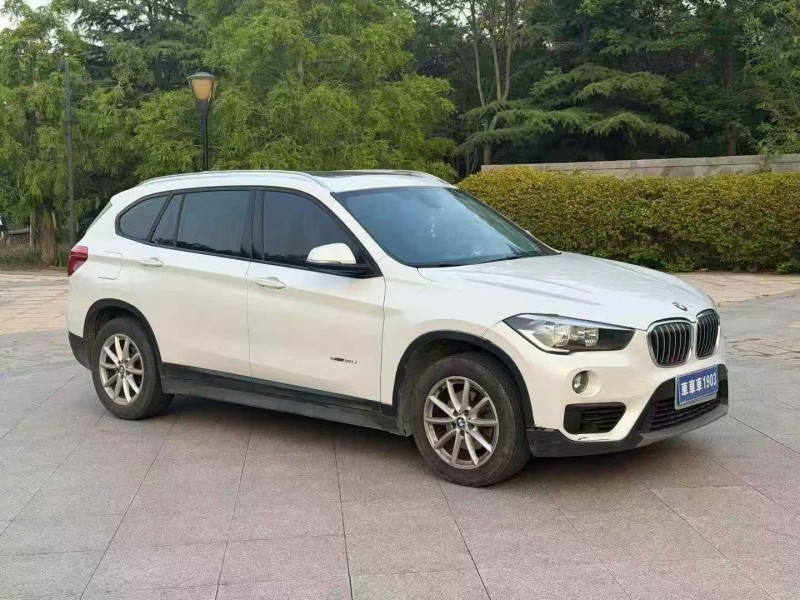 东营17年宝马X12