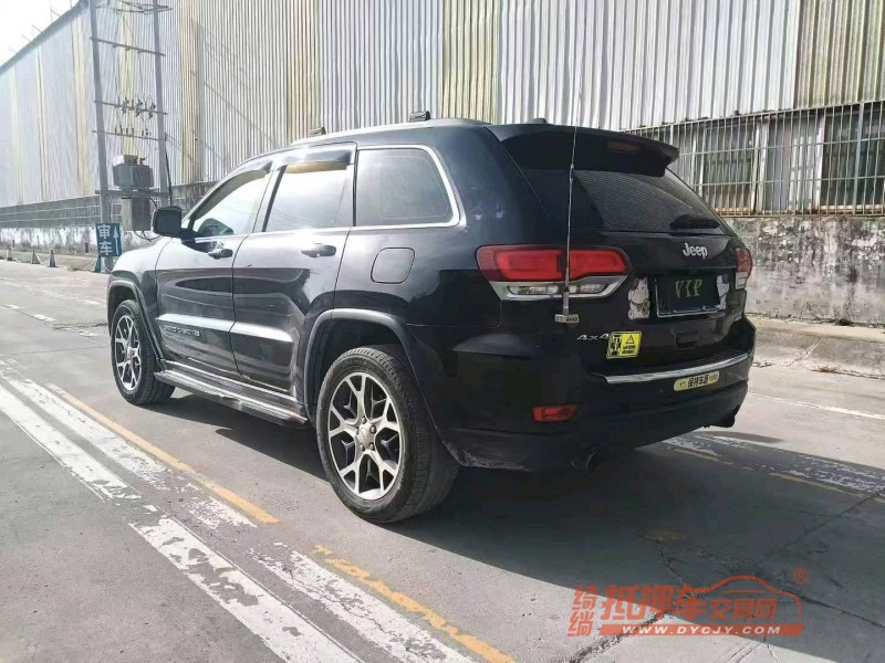 菏泽21年Jeep大切诺基8