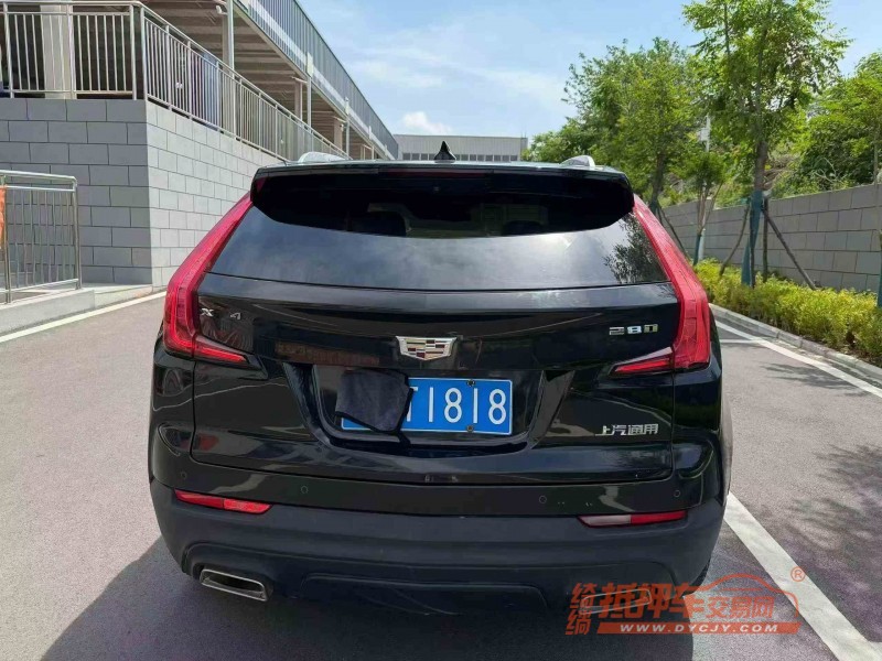 济宁18年凯迪拉克XT48