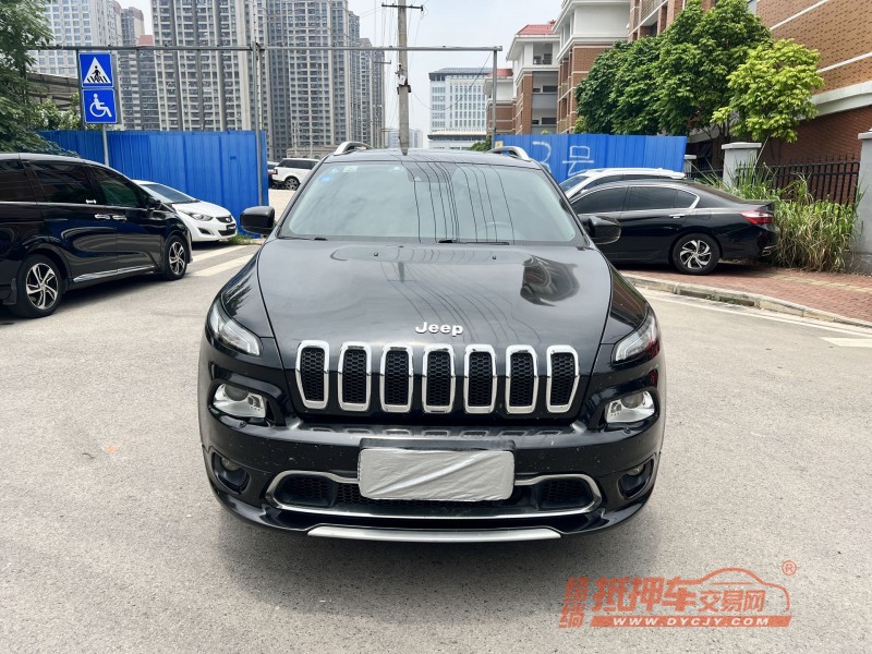 南宁18年Jeep自由光1