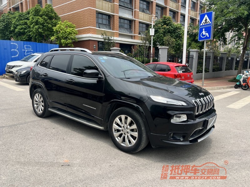 南宁18年Jeep自由光2
