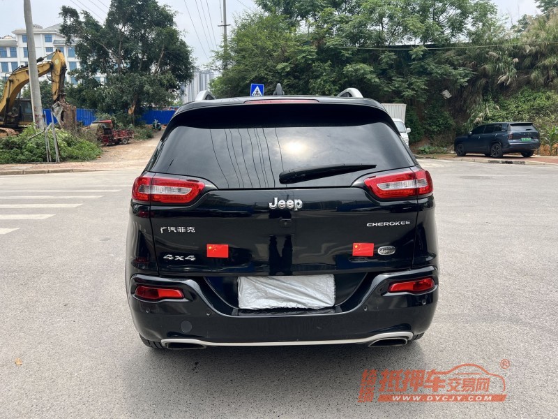 南宁18年Jeep自由光9