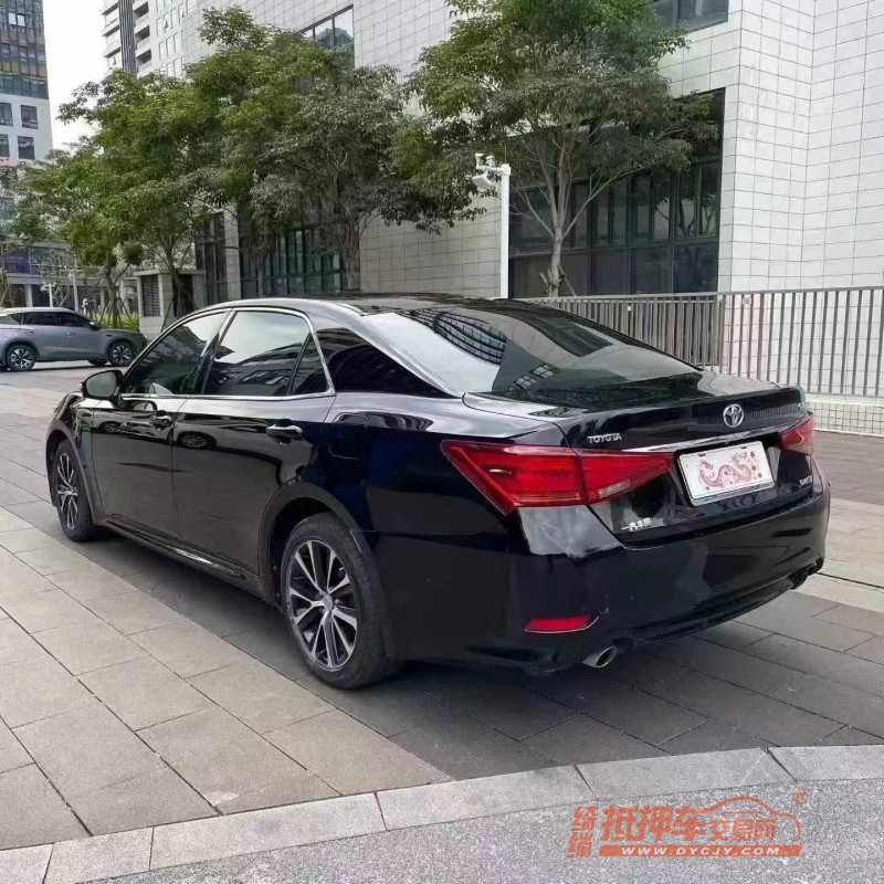佛山19年丰田皇冠7