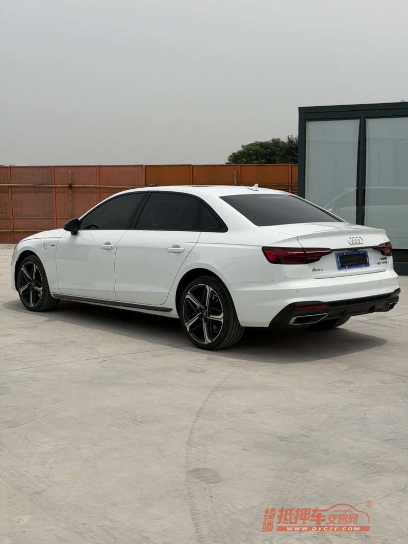 新乡25年奥迪A4L8