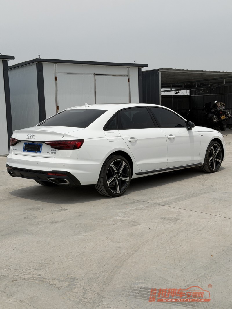 新乡25年奥迪A4L9