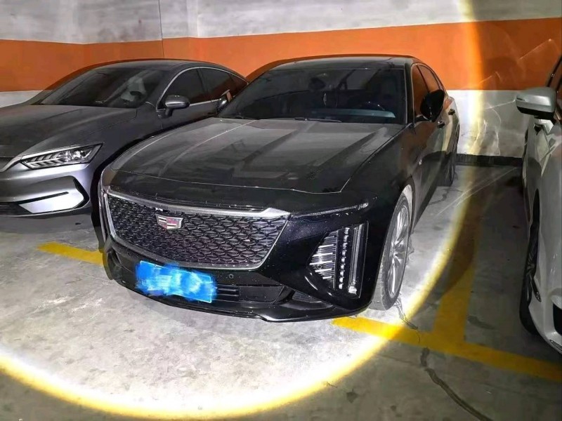 济宁23年凯迪拉克CT62