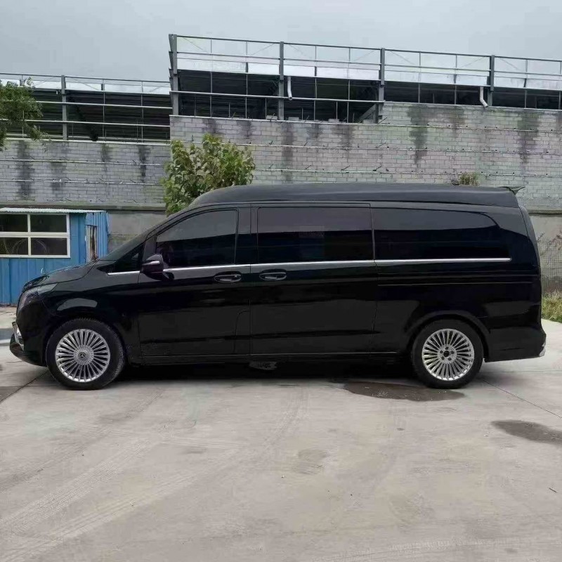 东营19年奔驰V8