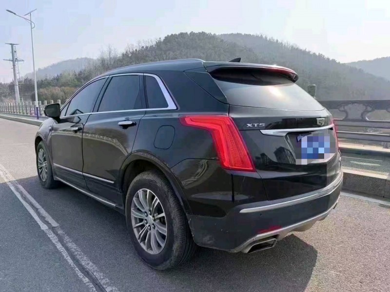 青岛16年凯迪拉克XT53