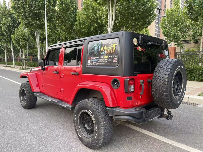 郑州15年Jeep牧马人4