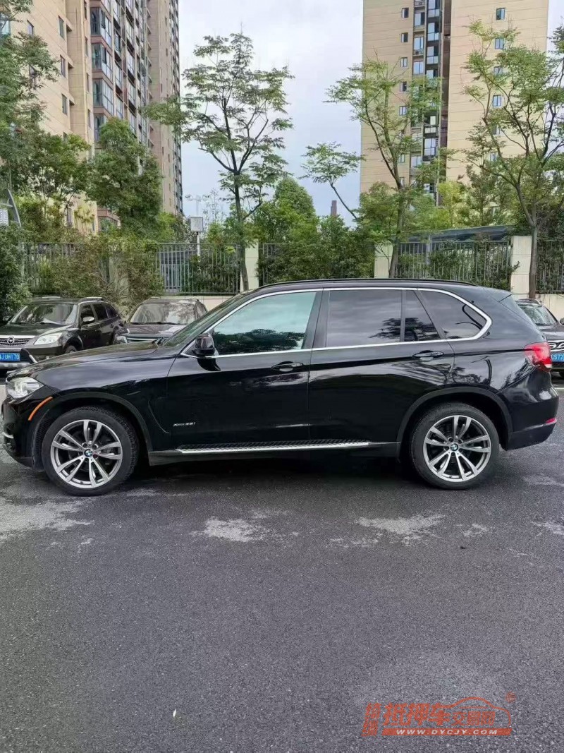 常德15年宝马X57