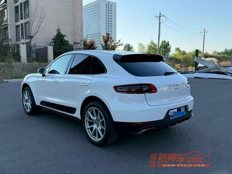 枣庄14年保时捷Macan8