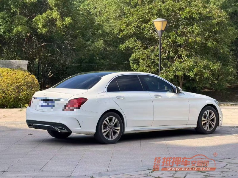 青岛21年奔驰C7