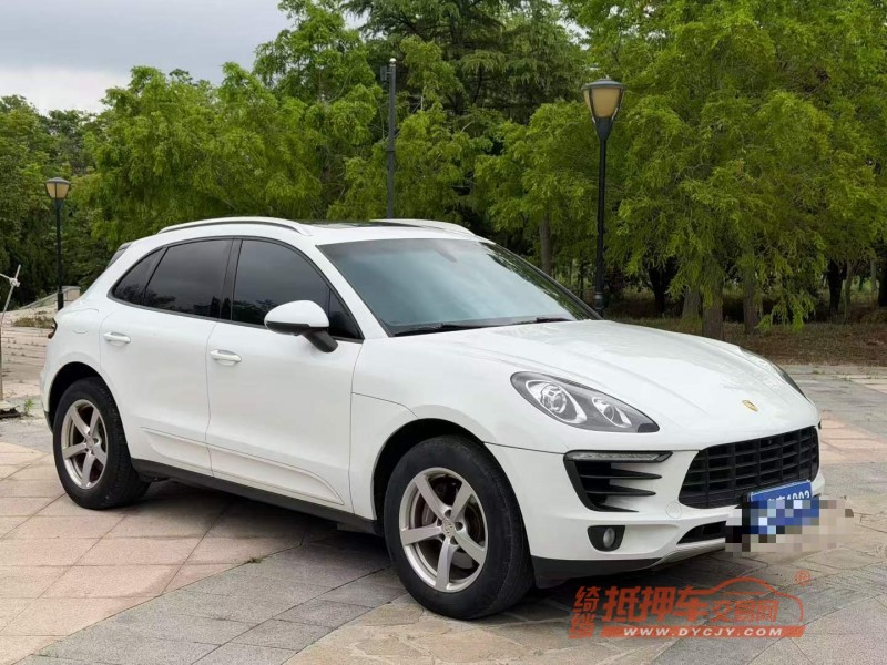 青岛15年保时捷Macan2