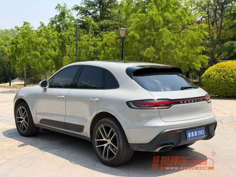 青岛22年保时捷Macan8