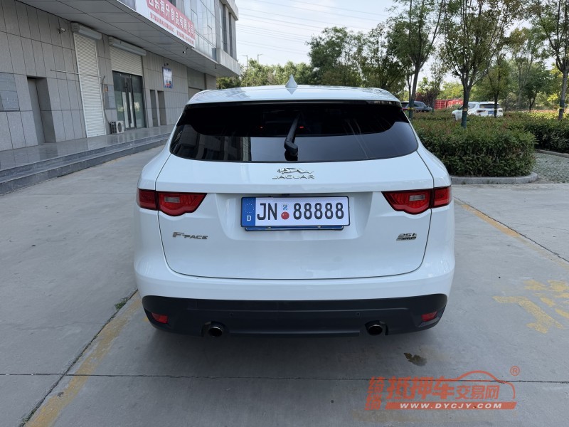 济宁17年捷豹F-PACE9