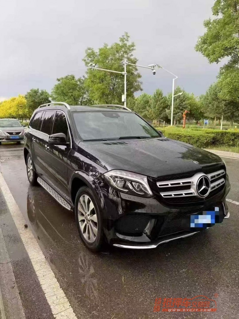 赤峰18年奔驰GLS2