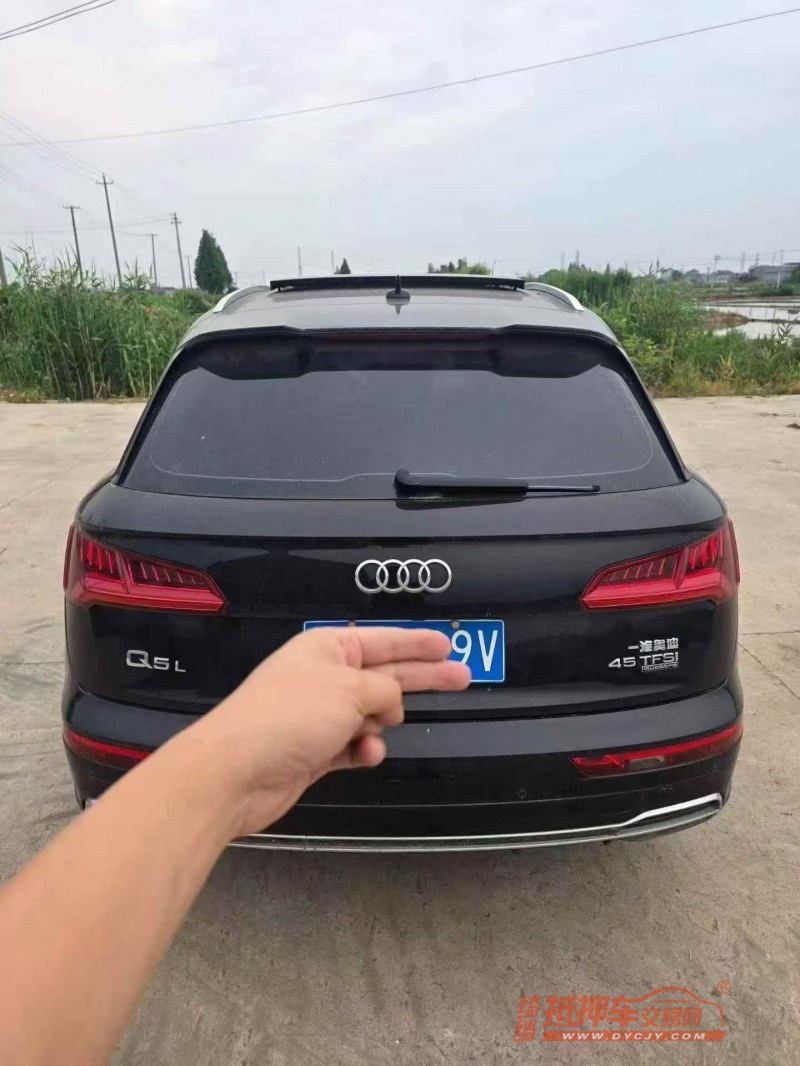 南通19年奥迪Q59
