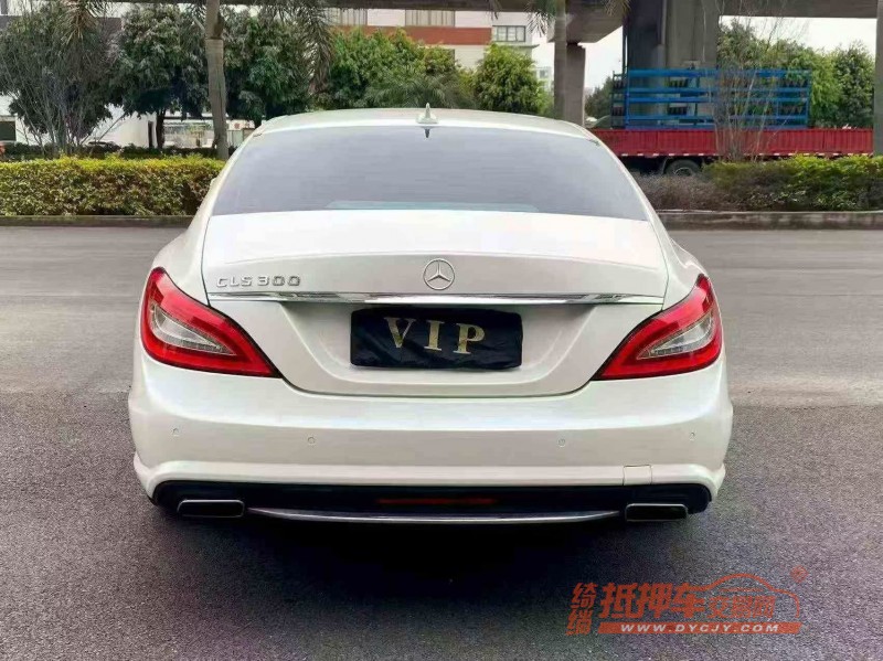 三明15年奔驰GLS9