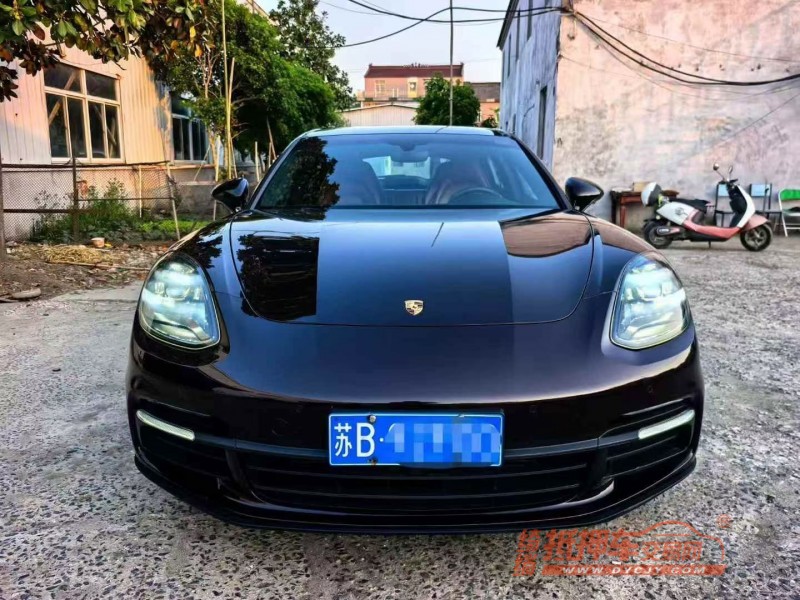 苏州19年保时捷帕拉梅拉1