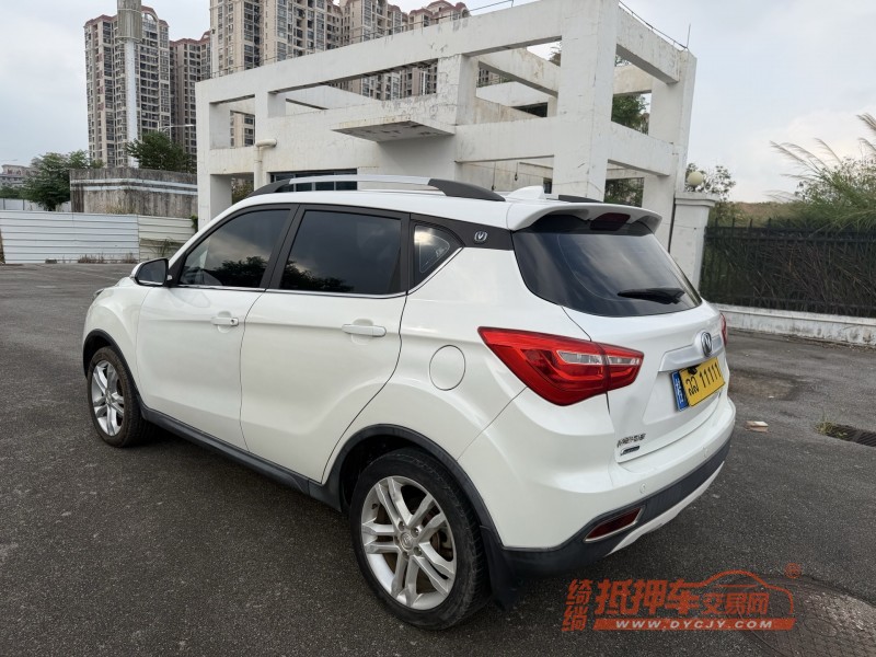 南宁17年长安汽车CS358