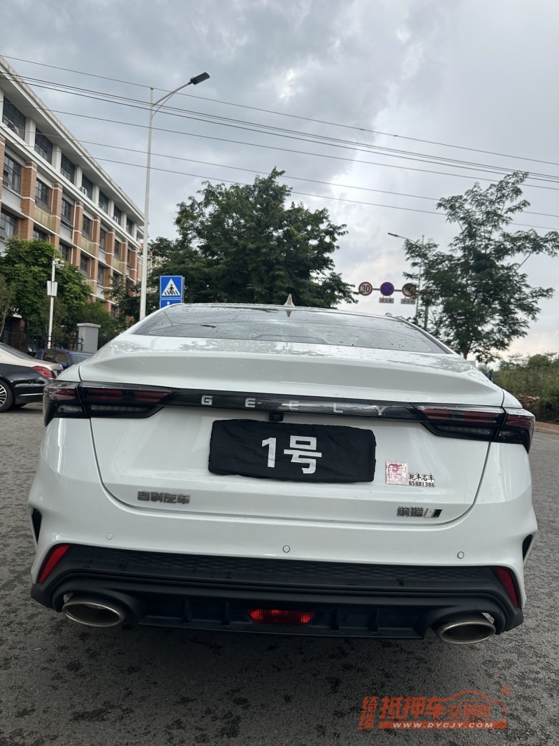 南宁22年吉利缤瑞7