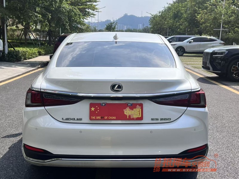 广州23年雷克萨斯ES9