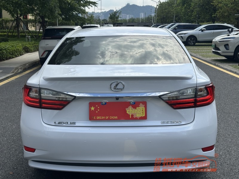 广州18年雷克萨斯ES4