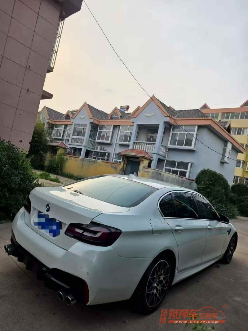 东营10年宝马5系8