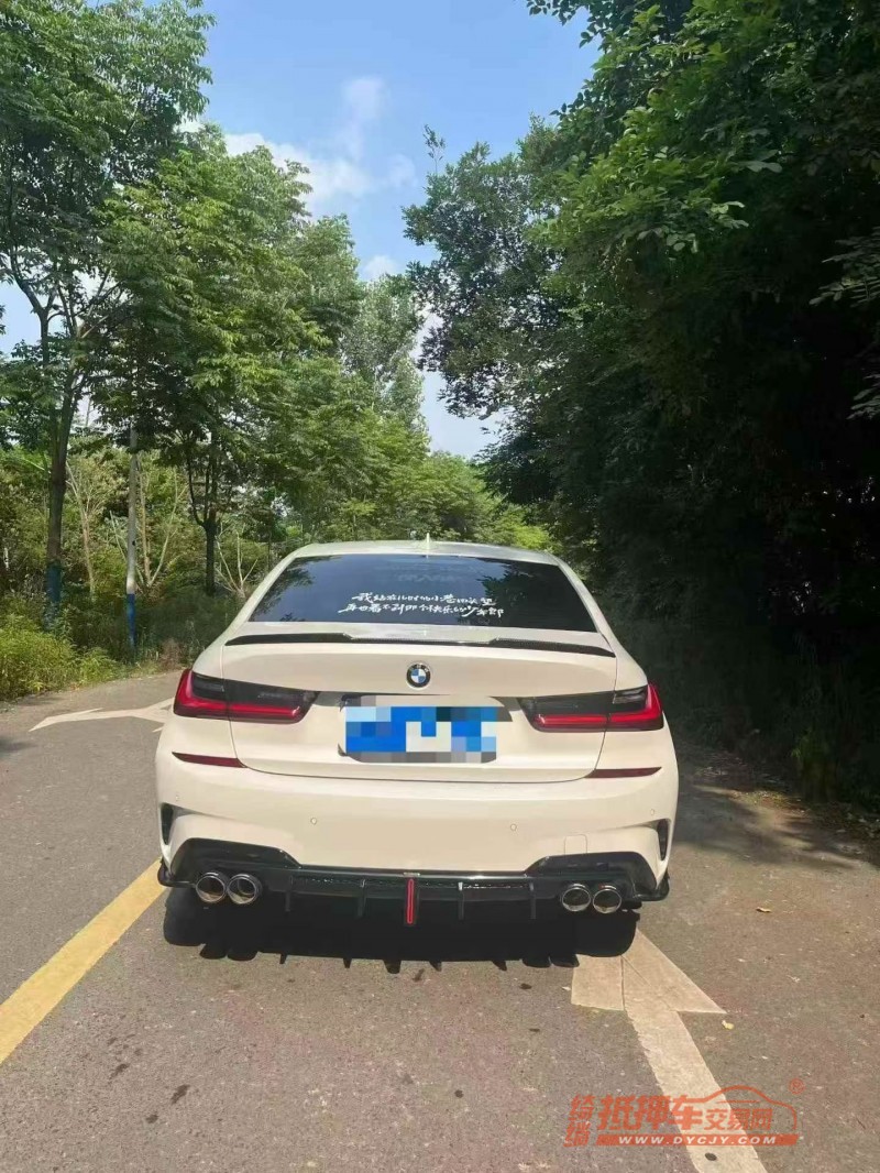 徐州21年宝马3系9