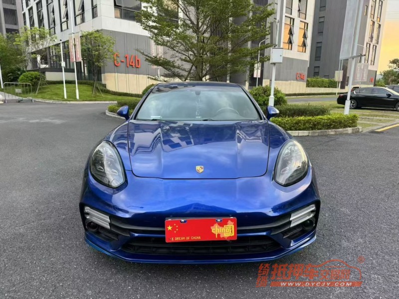 广州22年保时捷帕拉梅拉1