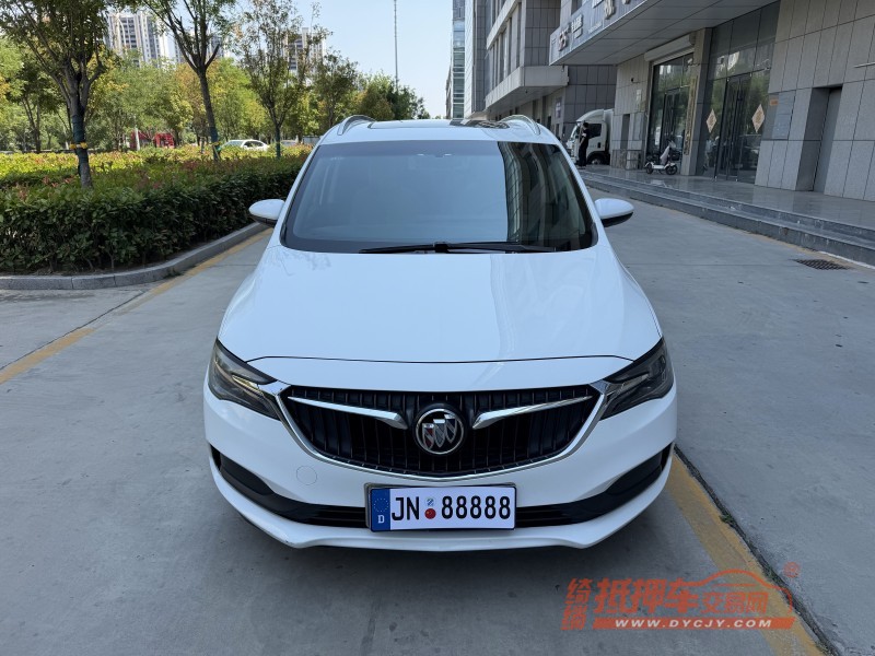 济宁21年别克GL61