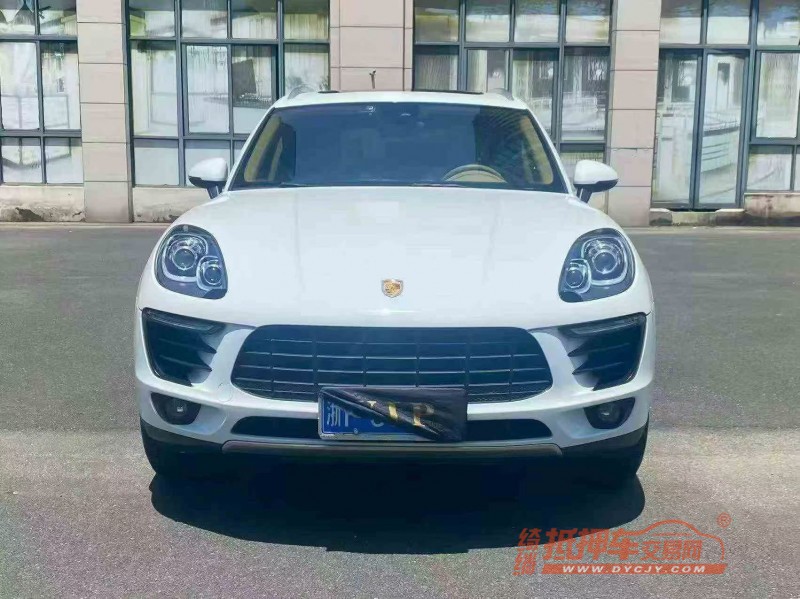 漳州17年保时捷Macan1