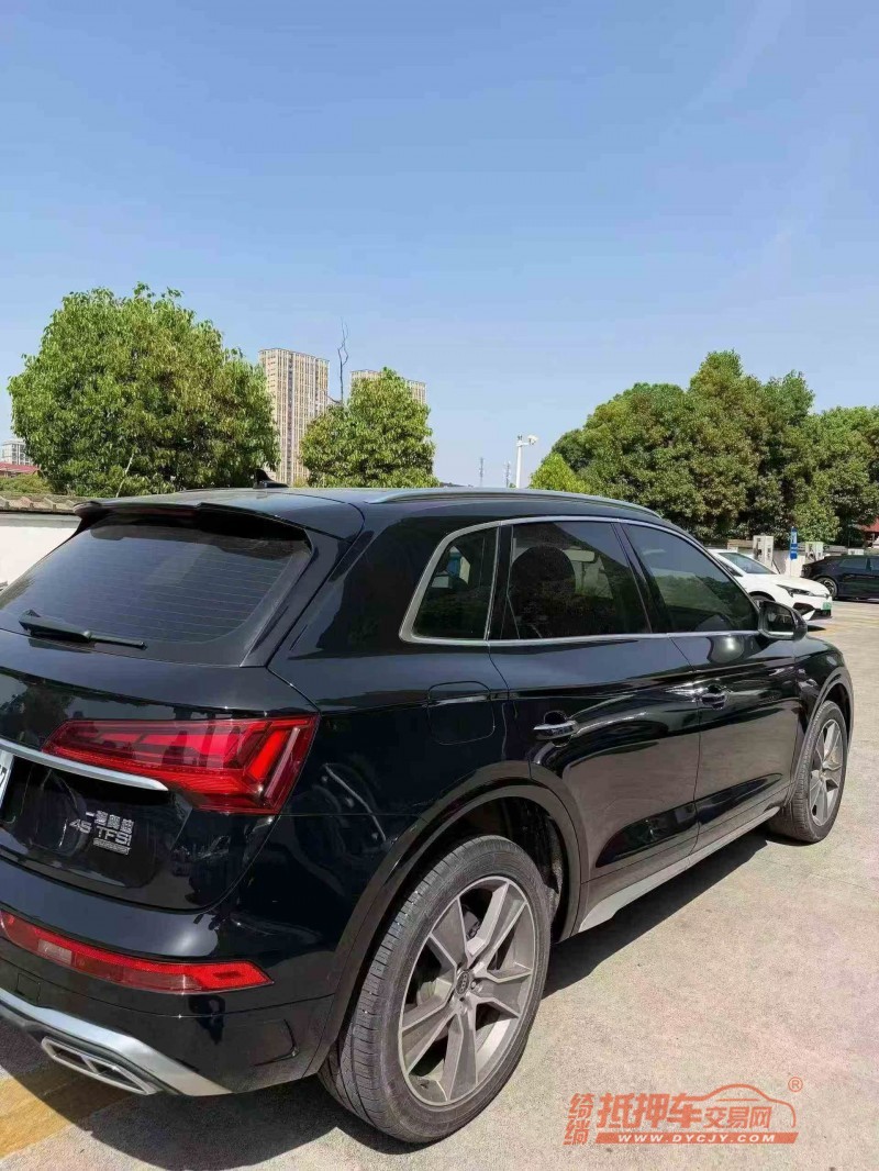 苏州22年奥迪Q58