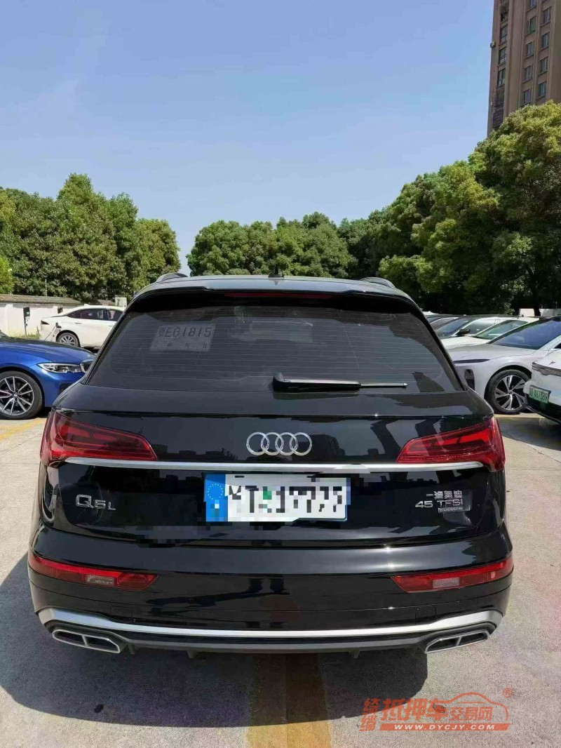 苏州22年奥迪Q59
