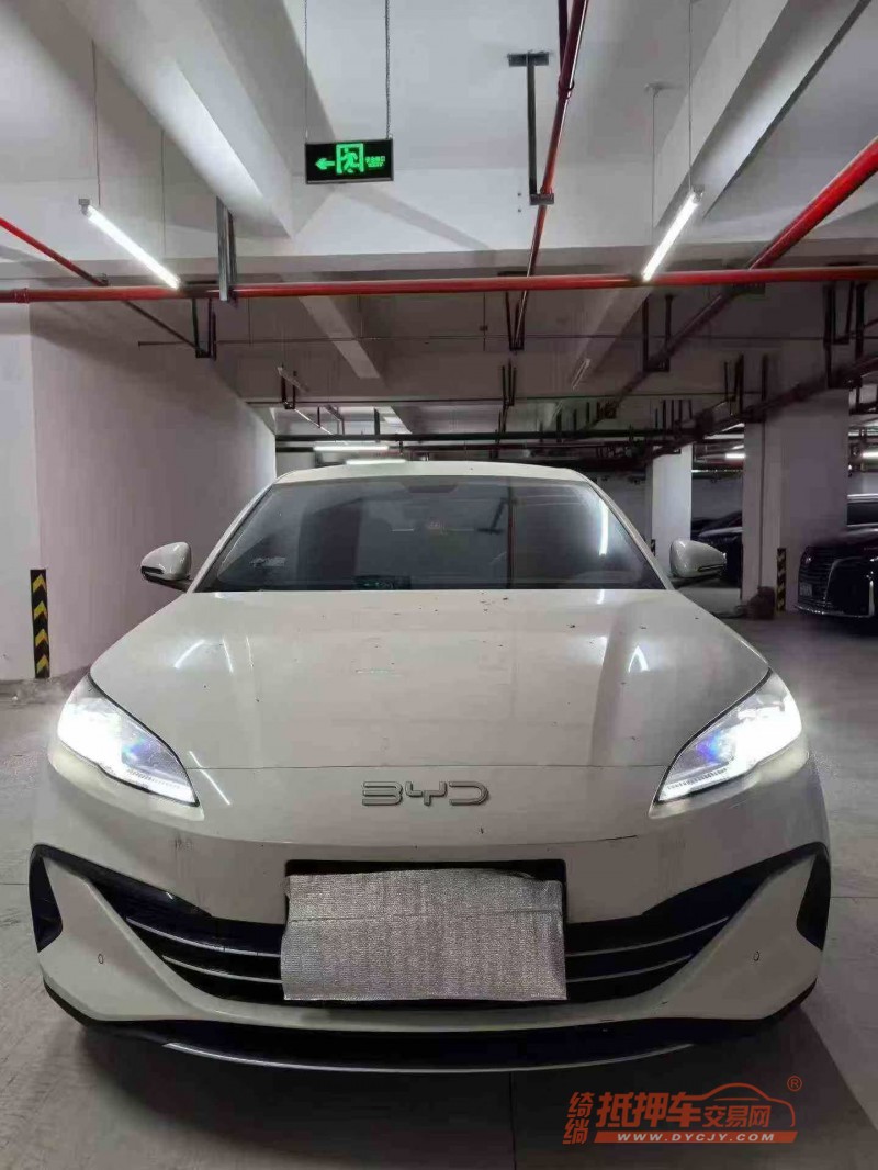 渭南25年比亚迪海豹1
