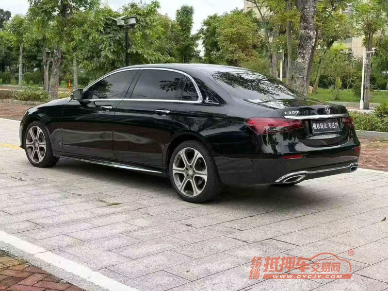 江门17年奔驰E7