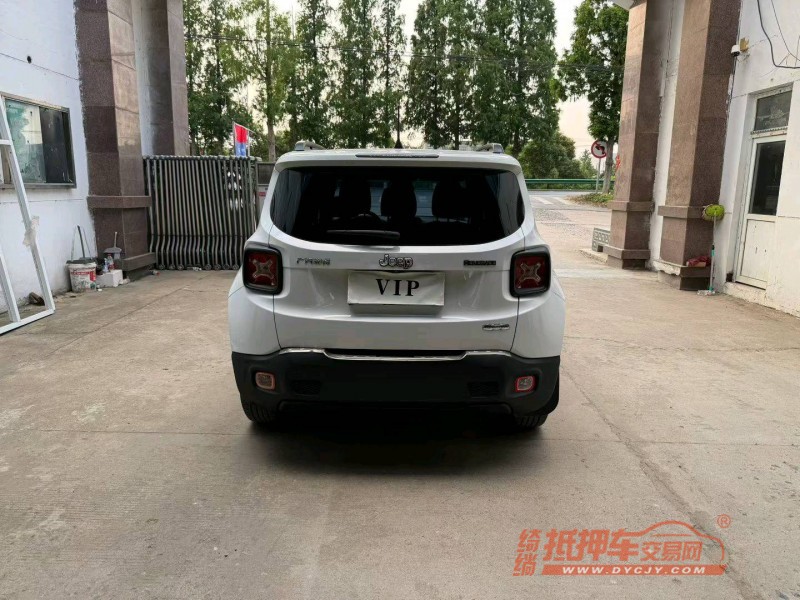 徐州17年Jeep自由侠9