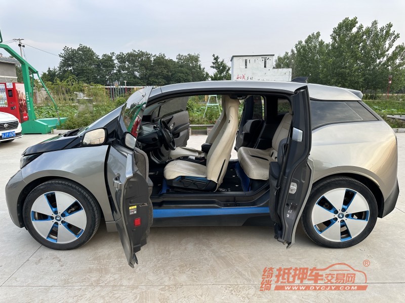徐州16年宝马I36