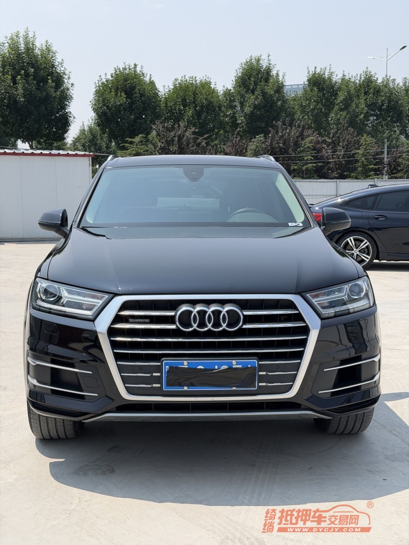 新乡17年奥迪Q71