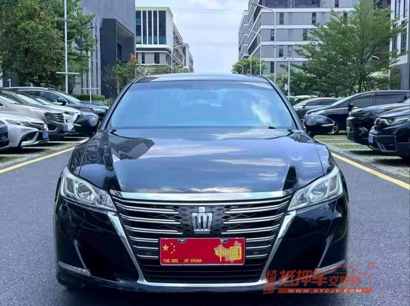 广州16年丰田皇冠1