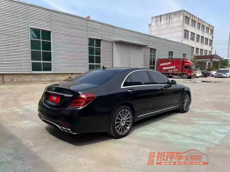 东营16年奔驰S8