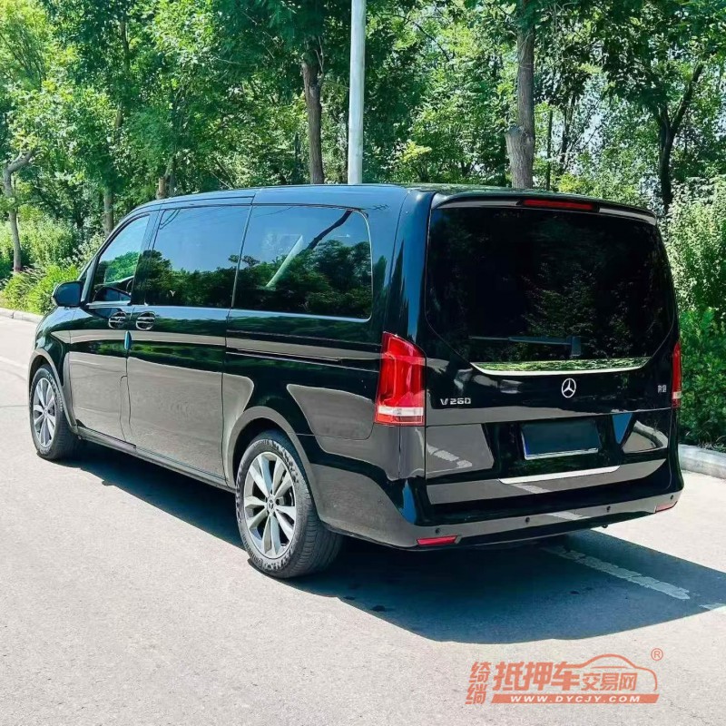 东营24年奔驰V9