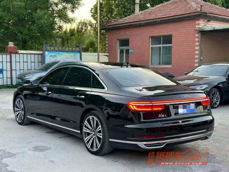 东营18年奥迪A8L7