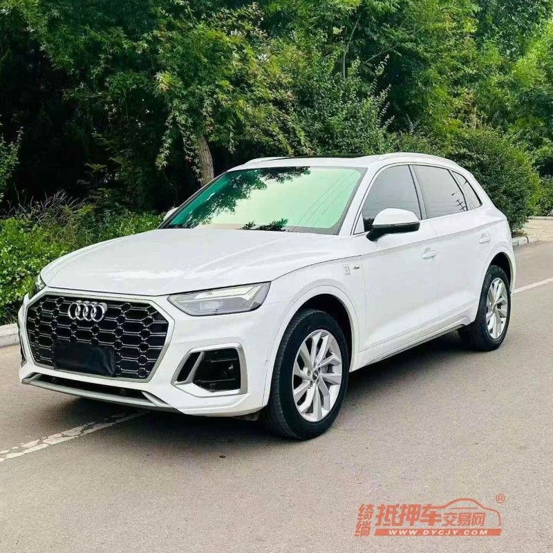 济宁21年奥迪Q53