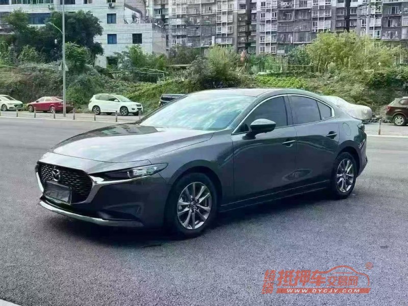 重庆20年马自达33
