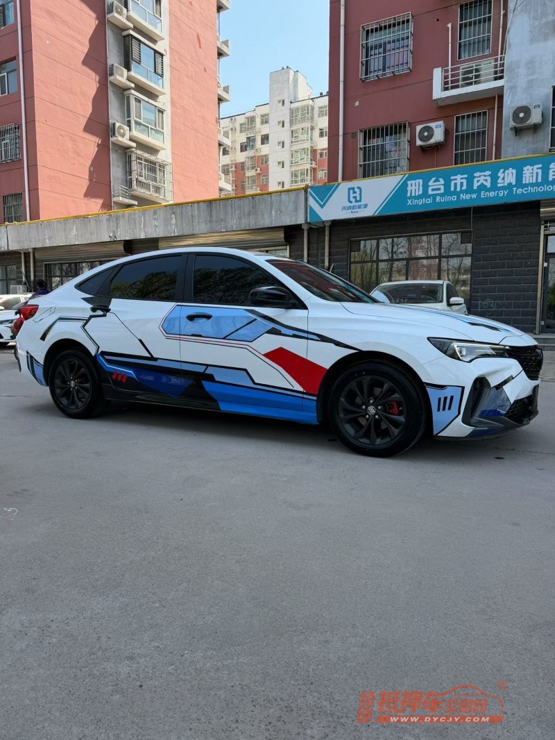 邢台25年别克威朗3