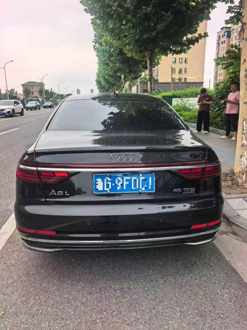 菏泽23年奥迪A8L9