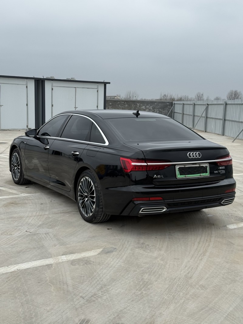 新乡23年奥迪A6L8